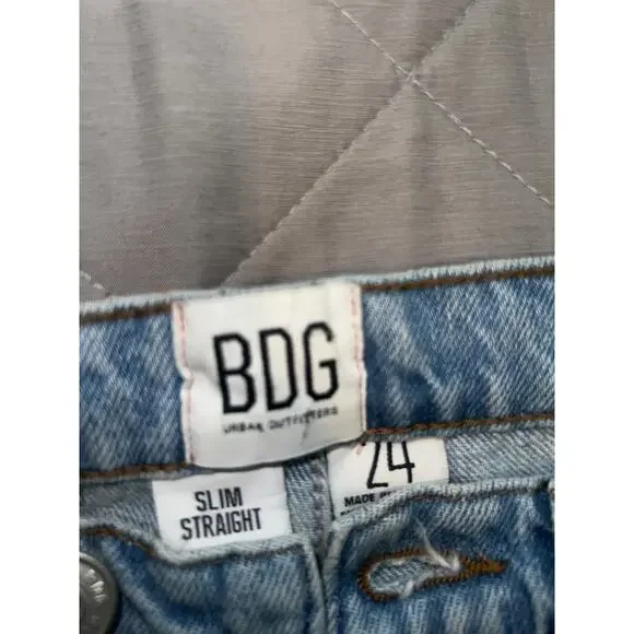 BDG Urban Outfitters Slim Straight Jeans, Sz 24, Raw Edge Hem, Button Fly - Picture 2 of 4